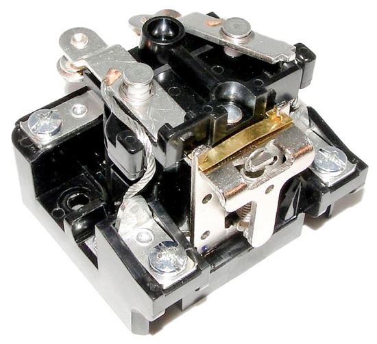 Picture of Contactor Dpst 30A 120Vac Coil Prd7Ago120