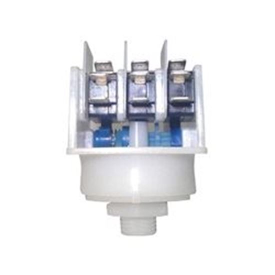 Picture of Air switch 3-function  21amp 9/16'-mtk311a