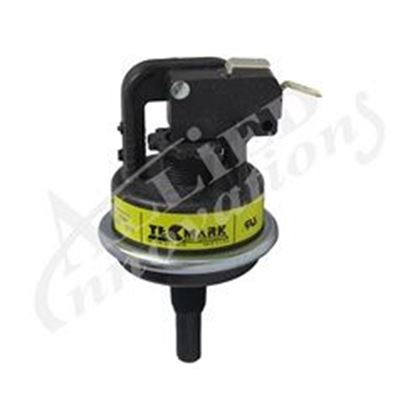 Picture of Pressure Switch, Tecmark, SPST, 1 Amp, 1-6 Psi, 1/8" NPT 4098P
